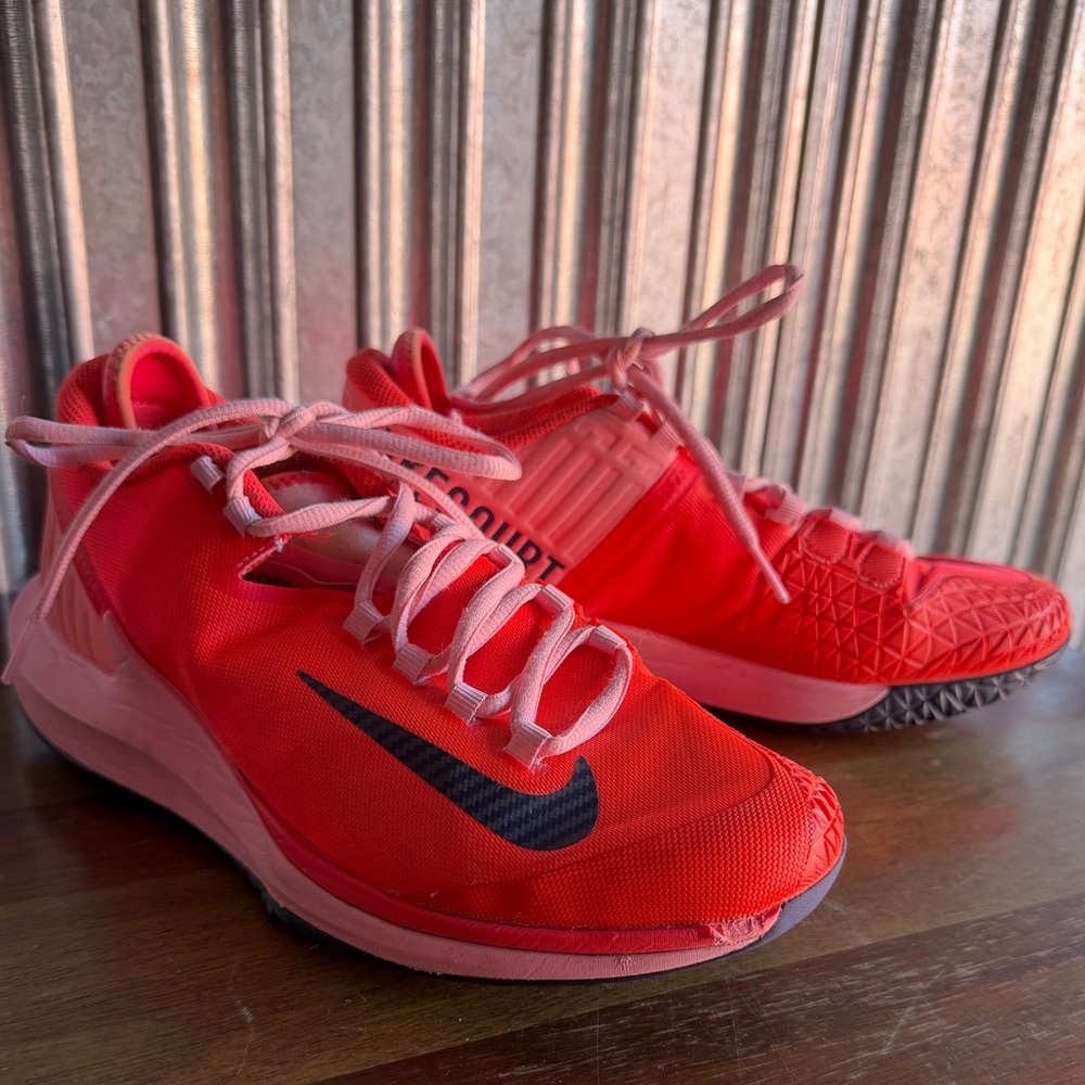 Nike Court Air Zoom Zero Tennis Shoes Pink Women's Size 9